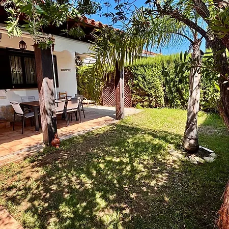 Casa Con Jardin Al Mare 펜션